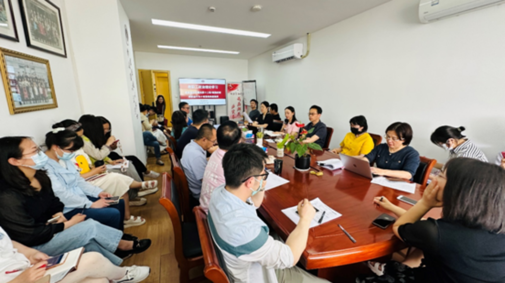 图为学习现场