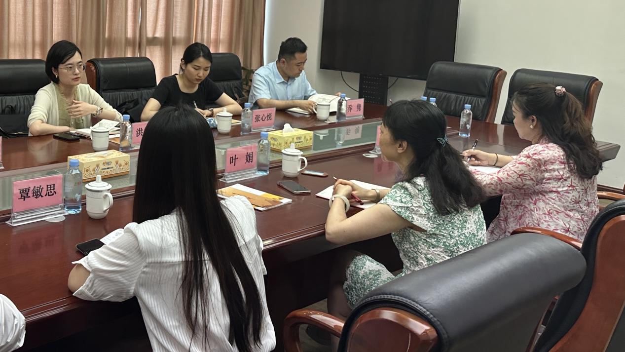 图为赴广西交通投资集团调研交流现场